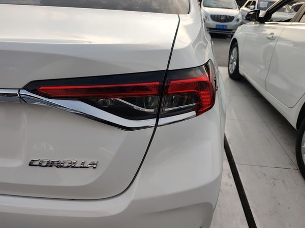 Toyota Corolla 2021, 37800 км, за 12050 USD - фото 8