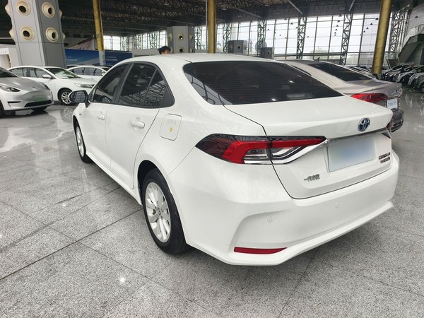 Toyota Corolla 2021, 46300 км, за 11690 USD
