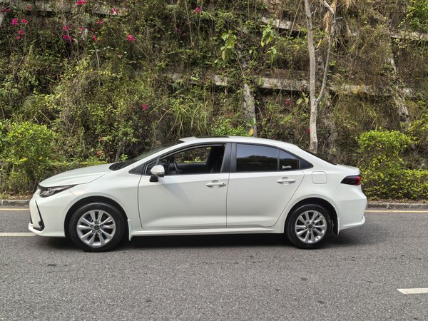 Toyota Corolla 2023, 30300 км, за 13355 USD - фото 7