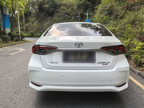 Toyota Corolla 2023, 30300 км, за 13355 USD