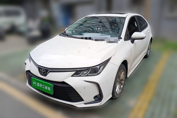 Toyota Corolla · 2023 год