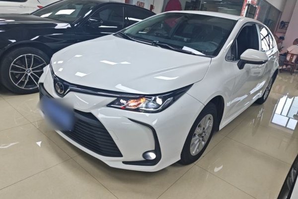 Toyota Corolla · 2023 год