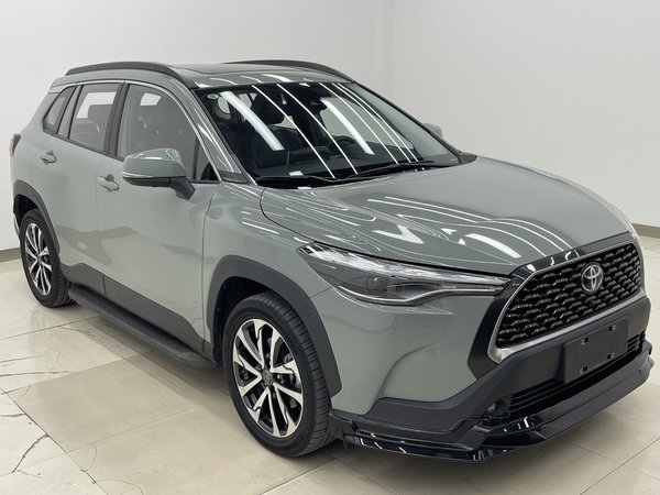 Toyota Corolla Cross 2022, 9400 км, за 15232 USD - фото 7