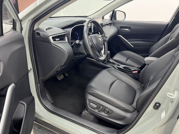 Toyota Corolla Cross 2022, 9400 км, за 15232 USD - фото 34