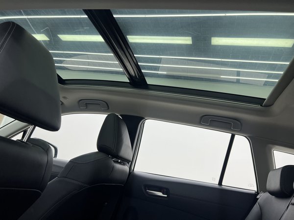 Toyota Corolla Cross 2022, 9400 км, за 15232 USD - фото 28