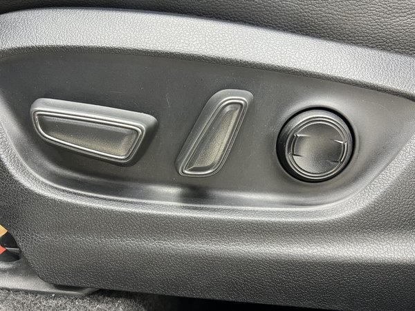 Toyota Corolla Cross 2022, 9400 км, за 15232 USD - фото 33