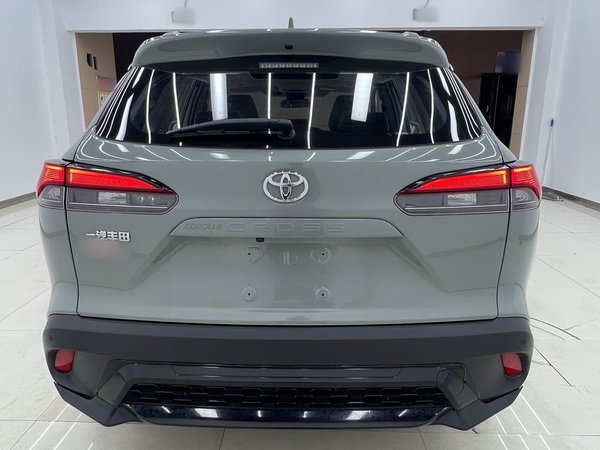 Toyota Corolla Cross 2022, 9400 км, за 15232 USD - фото 10