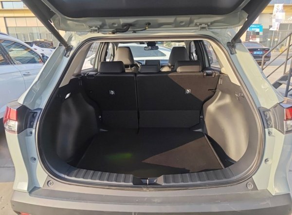 Toyota Corolla Cross 2022, 9400 км, за 15232 USD - фото 20