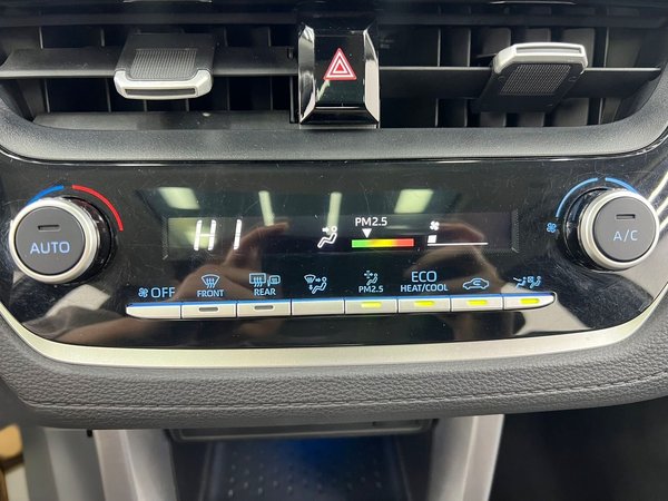 Toyota Corolla Cross 2022, 9400 км, за 15232 USD - фото 23