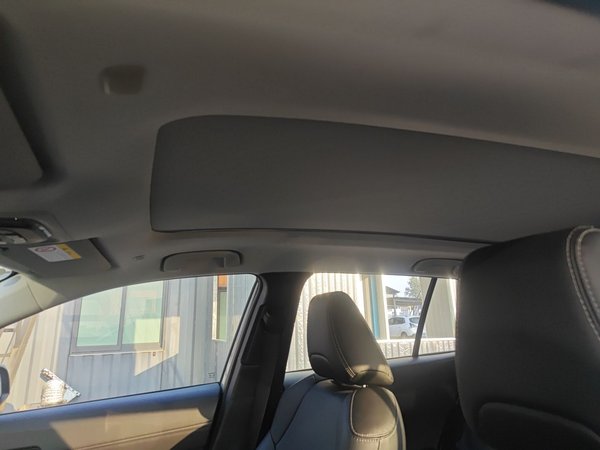 Toyota Corolla Cross 2022, 9400 км, за 15232 USD - фото 19