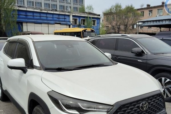 Toyota Corolla Cross 2022, 44400 км, за 12929 USD
