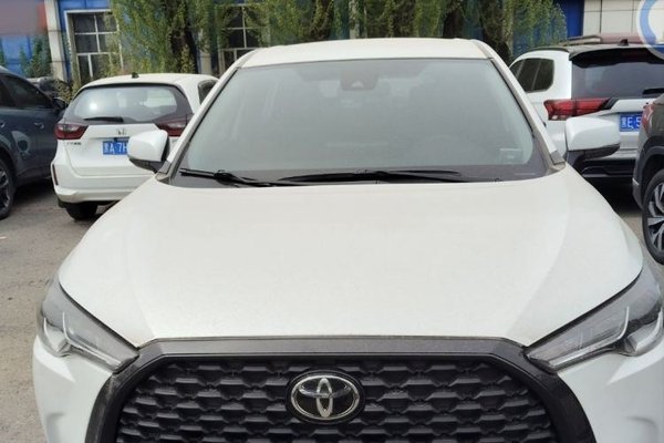 Toyota Corolla Cross 2022, 44400 км, за 12929 USD