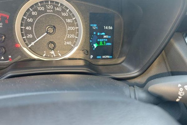 Toyota Corolla Cross 2022, 44400 км, за 12929 USD - фото 11