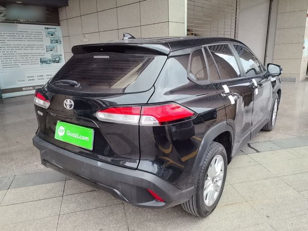 Toyota Corolla Cross 2023, 28700 км, за 13667 USD - фото 6