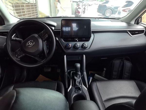 Toyota Corolla Cross 2023, 28700 км, за 13667 USD - фото 19