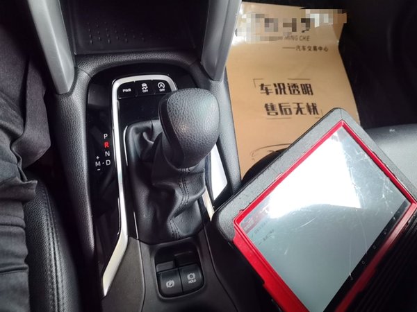 Toyota Corolla Cross 2023, 28700 км, за 13667 USD - фото 23