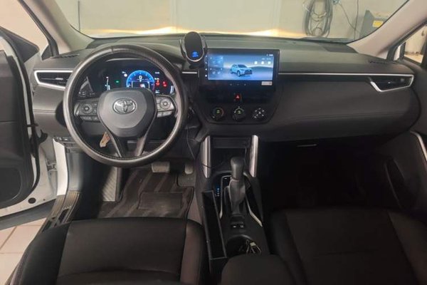 Toyota Corolla Cross 2023, 15300 км, за 13323 USD - фото 13