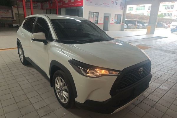 Toyota Corolla Cross 2023, 15300 км, за 13323 USD