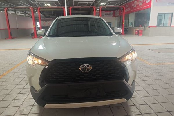 Toyota Corolla Cross 2023, 15300 км, за 13323 USD