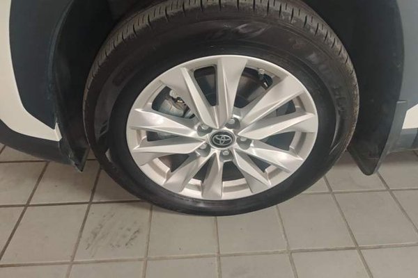 Toyota Corolla Cross 2023, 15300 км, за 13323 USD - фото 8
