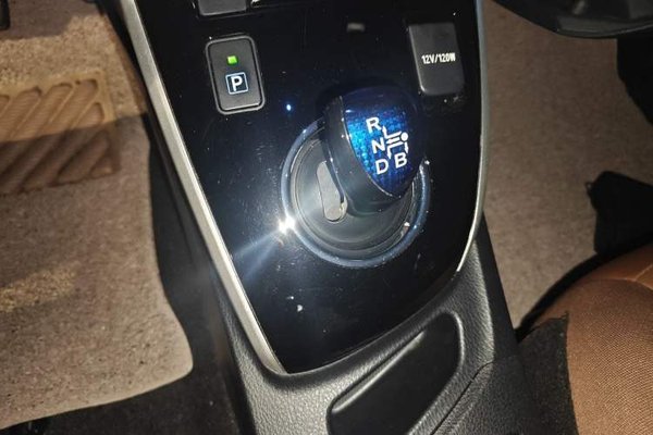 Toyota Corolla Hybrid E+ 2019, 47800 км, за 9332 USD - фото 11