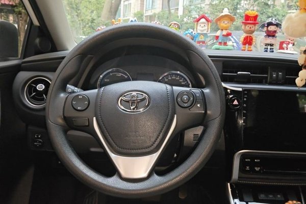 Toyota Corolla Hybrid E+ 2019, 42300 км, за 10588 USD - фото 10