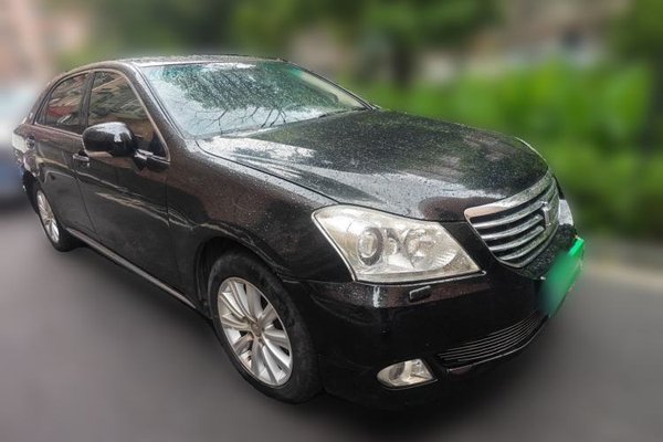 Toyota Crown 2010, 186200 км, за 8380 USD