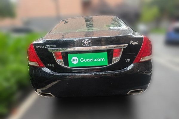 Toyota Crown 2010, 186200 км, за 8380 USD