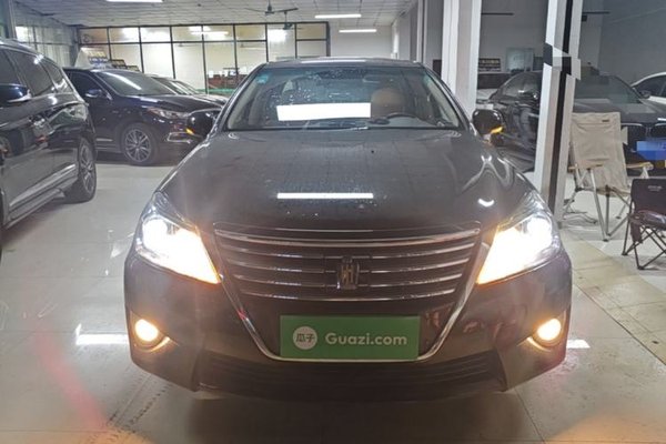 Toyota Crown 2012, 138400 км, за 24138 USD
