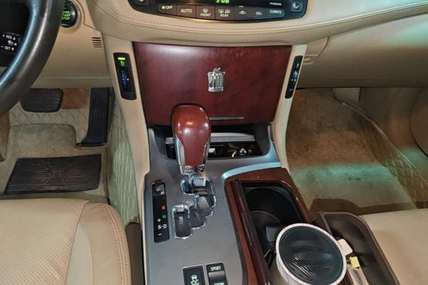 Toyota Crown 2012, 138400 км, за 24138 USD - фото 16
