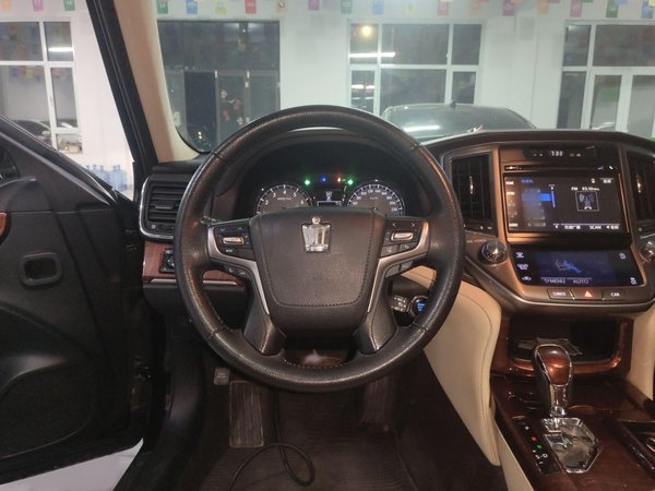 Toyota Crown 2015, 182100 км, за 13945 USD - фото 13