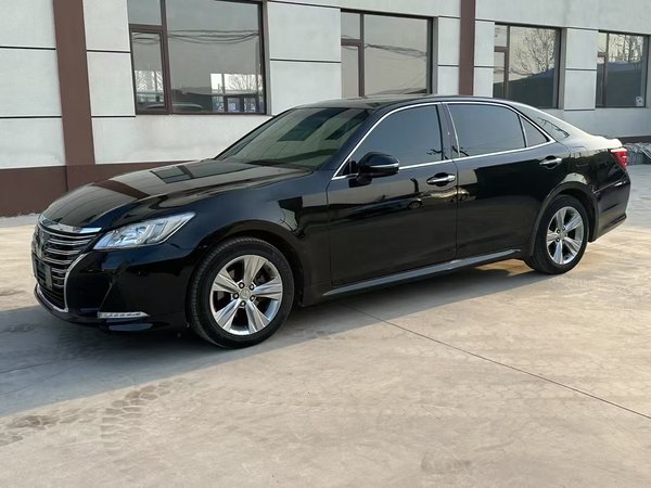 Toyota Crown 2015 2.0T Fashion Edition