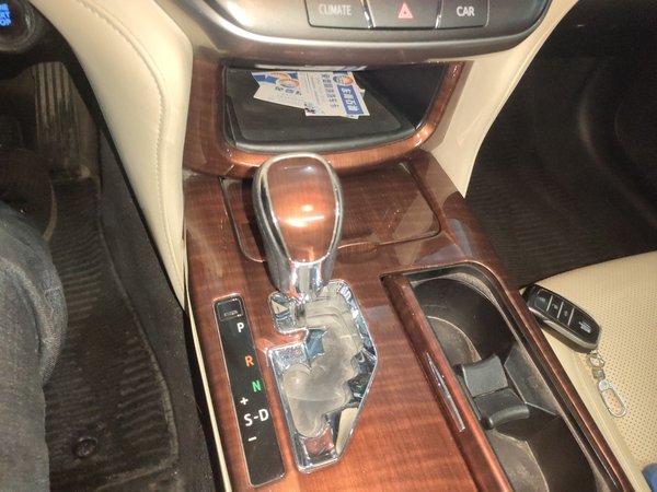 Toyota Crown 2015, 182100 км, за 13945 USD - фото 16