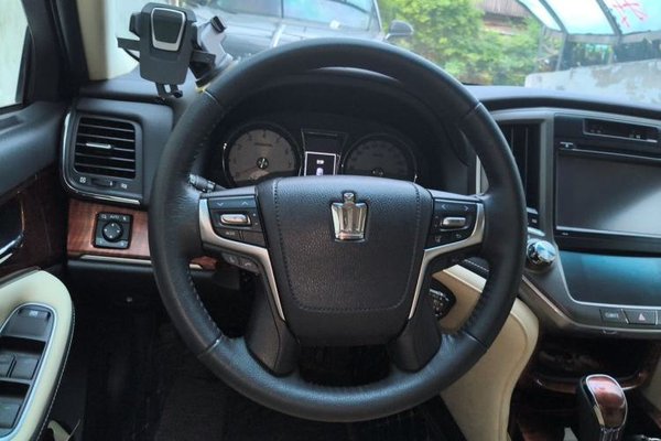 Toyota Crown 2015, 33900 км, за 19044 USD - фото 7