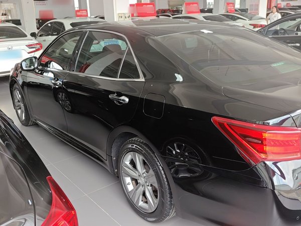 Toyota Crown 2015, 50200 км, за 20873 USD - фото 13