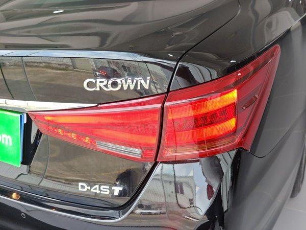 Toyota Crown 2015, 50200 км, за 20873 USD - фото 14
