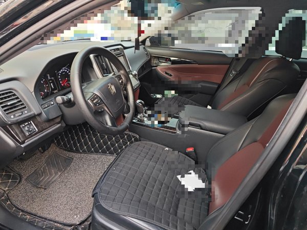 Toyota Crown 2017, 43800 км, за 20846 USD - фото 16