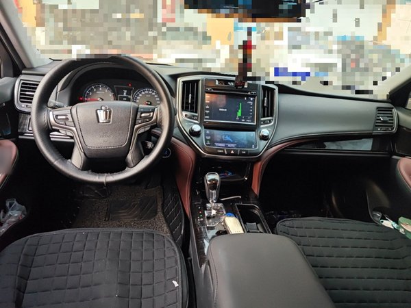 Toyota Crown 2017, 43800 км, за 20846 USD - фото 10