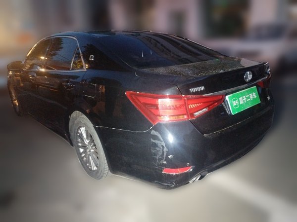 Toyota Crown 2018, 92400 км, за 17523 USD