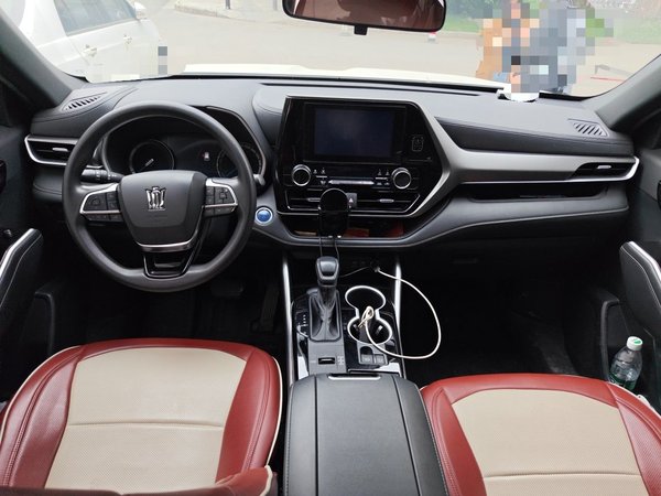 Toyota Crown Kluger 2021, 69900 км, за 26556 USD - фото 18