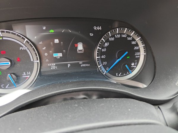 Toyota Crown Kluger 2021, 69900 км, за 26556 USD - фото 11