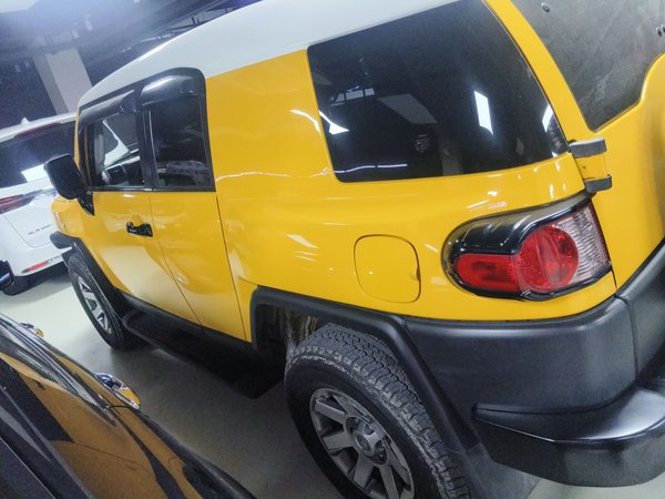 Toyota FJ Cruiser 2018, 98900 км, за 40099 USD