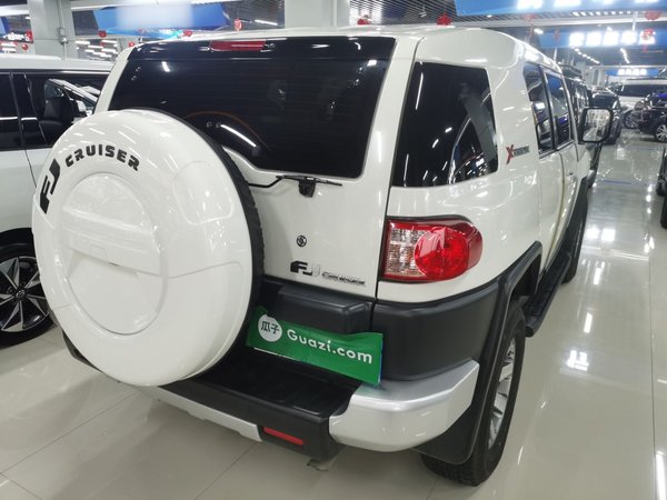 Toyota FJ Cruiser 2022, 6200 км, за 67500 USD - фото 6