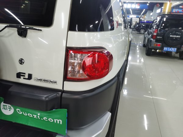 Toyota FJ Cruiser 2022, 6200 км, за 67500 USD - фото 7