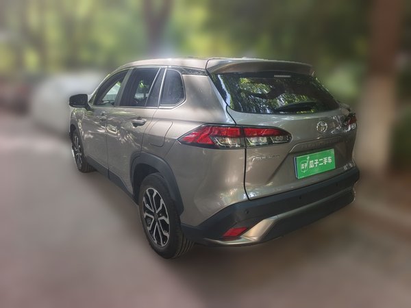 Toyota FRONTLANDER 2023, 1400 км, за 13747 USD