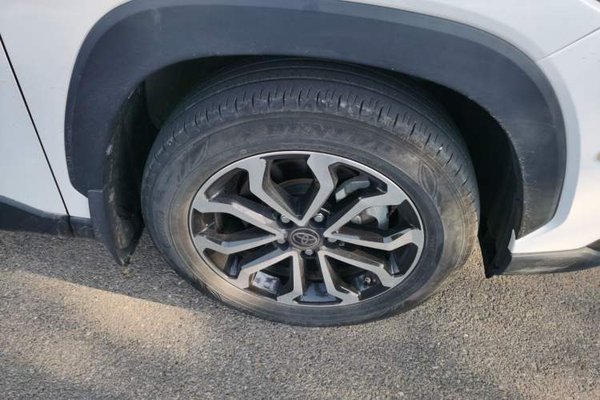 Toyota FRONTLANDER 2023, 14900 км, за 13864 USD