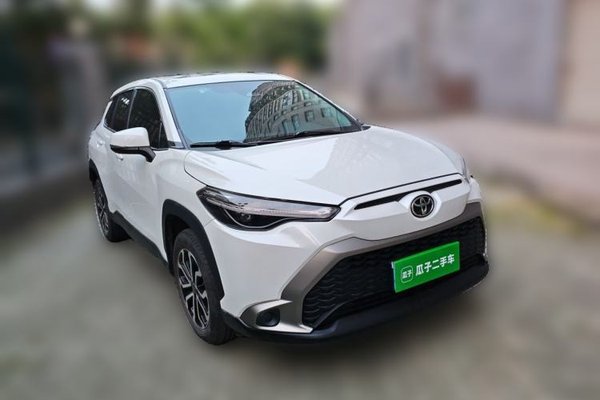 Toyota FRONTLANDER 2023, 19000 км, за 13124 USD