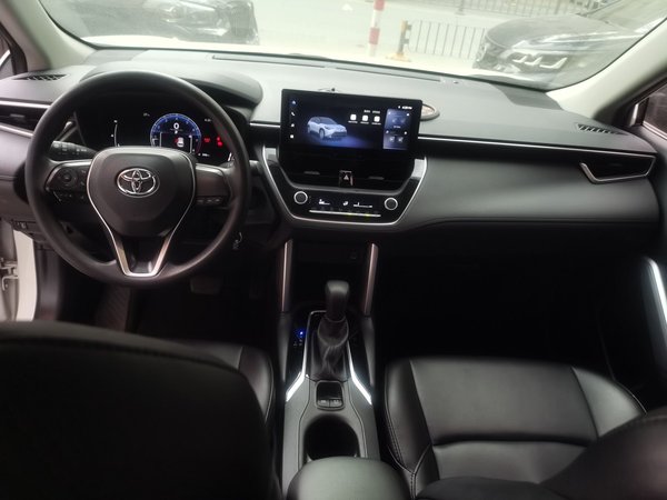 Toyota FRONTLANDER 2023, 34100 км, за 16410 USD - фото 13