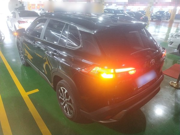 Toyota FRONTLANDER 2024, 6300 км, за 18357 USD