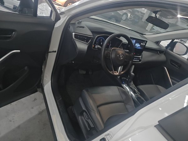 Toyota FRONTLANDER 2024, 46400 км, за 14255 USD - фото 19